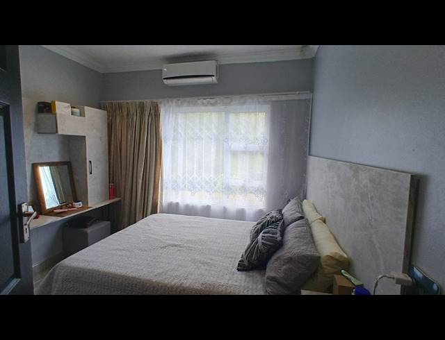 3 BEDROOM HOUSE FOR SALE IN SEA PARK